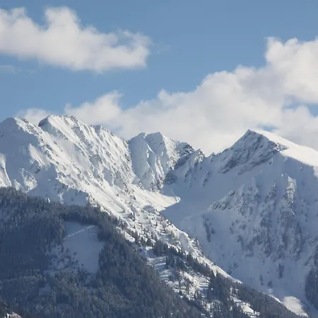 Alex 68 By Interhome *