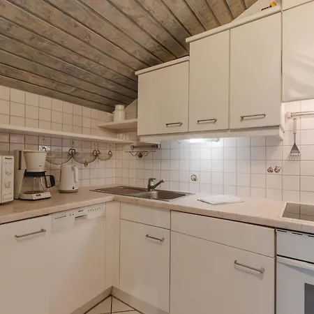 Alex 68 By Interhome *