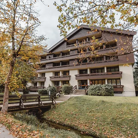 Alex 68 By Interhome